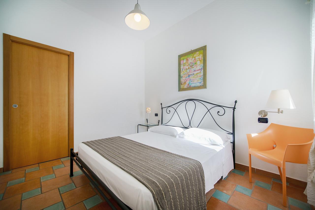 פרוסידה Gioia 37 Apartments מראה חיצוני תמונה