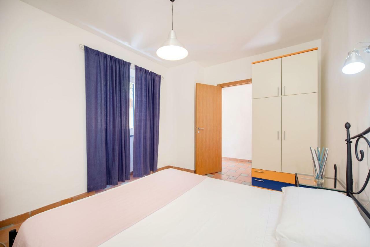 פרוסידה Gioia 37 Apartments מראה חיצוני תמונה