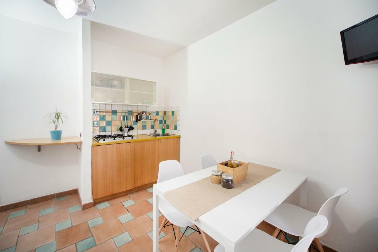 פרוסידה Gioia 37 Apartments מראה חיצוני תמונה